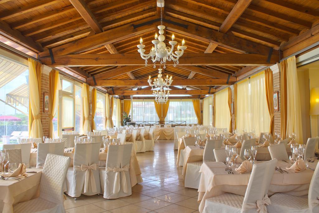 Hotel Villa Tirreno ตาร์กวิเนีย ภายนอก รูปภาพ